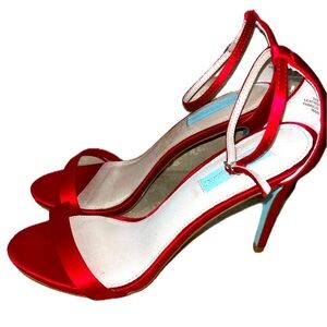 Blue by Betsey Johnson Sarah Elegant Red Satin Stiletto Heels, size 10M